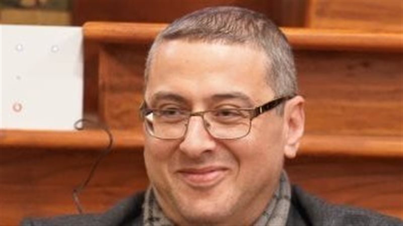 الكاتب محمد سمير