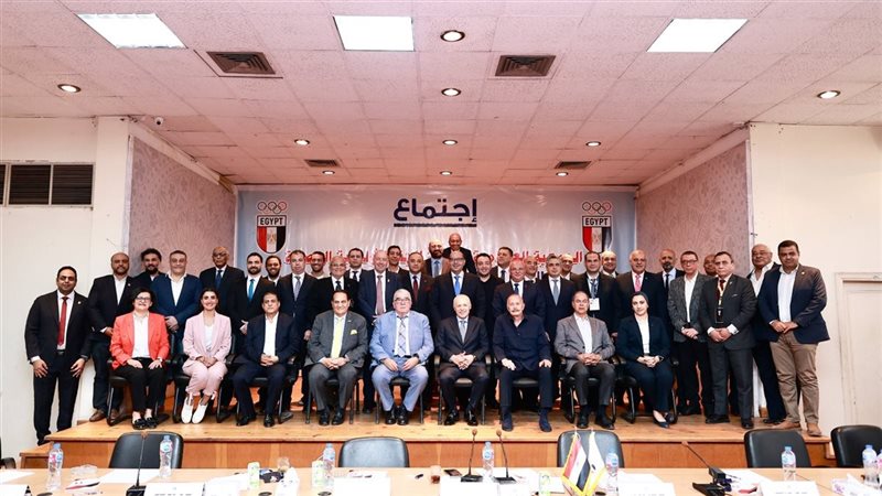 مجلس إدارة اللجنة