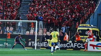 الأهلي يحافظ علي تقدمه بهدف أمام صن داونز بعد 75 دقيقة 