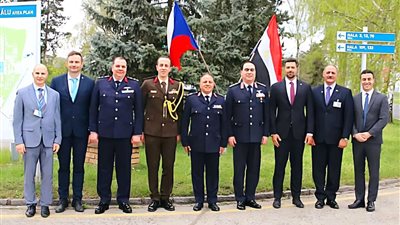 قائد القوات الجوية يلتقي عددا من مسؤولي القوات المسلحة التشيكية خلال زيارة رسمية 