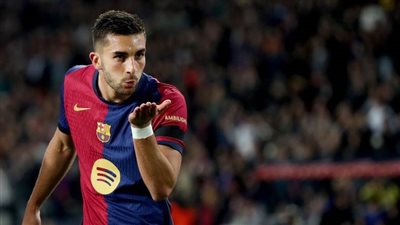 عرض سعودي لضم فيران توريس مهاجم برشلونة