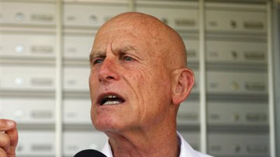 المتظاهرون رفعوا الراية السوداء، رئيس الشاباك السابق: العصيان المدني بدأ ضد نتنياهو