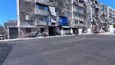 محافظ الإسكندرية يوجه بسرعة الانتهاء من رصف الشوارع غير المستوية