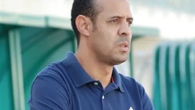 النحاس يحاضر لاعبي الأهلي بالفيديو استعدادا لمواجهة بتروجيت 