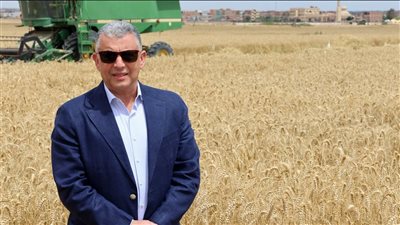 محافظ الإسماعيلية: هدفنا التوسع في الرقعة الزراعية وإضافة مساحات جديدة (صور)