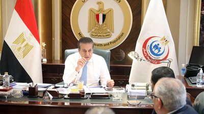 وزير الصحة يعقد اجتماعا لدراسة الوضع الراهن لاستهلاك أدوية بعض الفئات المرضية