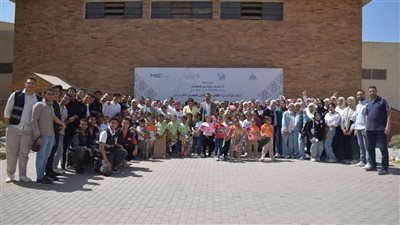 أسرة طلاب من أجل مصر بجامعة عين شمس تحتفي بالأطفال الأيتام ذوي الهمم 