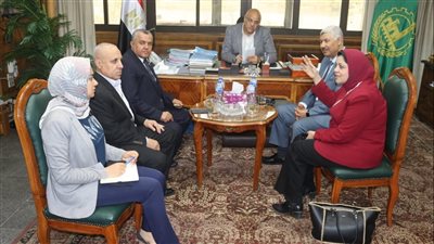 محافظ القليوبية يلتقي رئيس شركة جنوب الدلتا للكهرباء الجديد