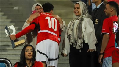 لاعب الأهلي يغادر معسكر منتخب الشباب للإصابة