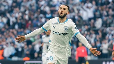الجزائري أمين جويري يسجل هاتريك ويقود مارسيليا للفوز على بريست