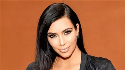 وفاة المشتبه به في سرقة كيم كارداشيان بالتزامن مع محاكمته