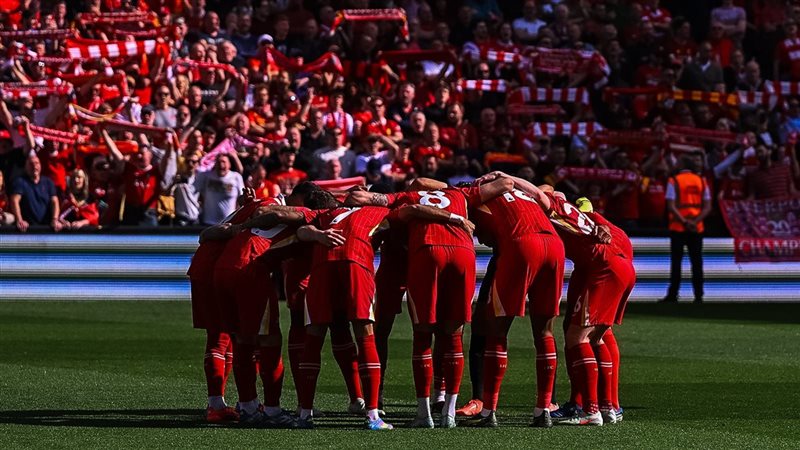 لاعبو ليفربول 