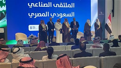 وزير الصناعة السعودي يبحث مع رئيس غرفة القاهرة سبل تعزيز التعاون الاقتصادي