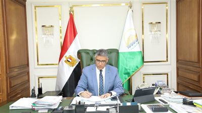 محافظ الجيزة يغلق كيانات تعليمية مخالفة بالهرم و6 أكتوبر