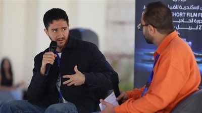 أحمد مالك: التمثيل في سن صغيرة 