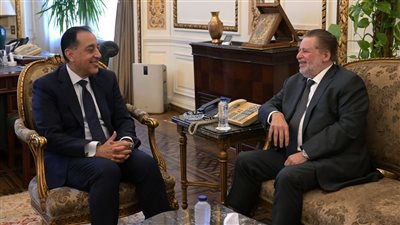 دعم إضافي للاقتصاد المصري، تفاصيل اجتماع رئيس الوزراء ومحافظ البنك المركزي