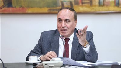 سلامة مهنئا البلشي بعد فوزه بمقعد نقيب الصحفيين: أحترم رأي الجمعية العمومية