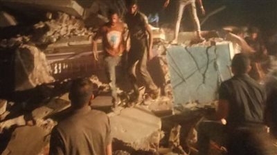 انهيار منزل مأهول بالسكان في أسيوط والبحث عن ناجين أسفل الأنقاض