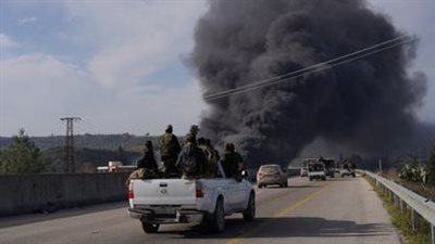 مقتل 3 من رجال الأمن وإصابة آخرين في انفجار مركز شرطة بريف دير الزور في سوريا