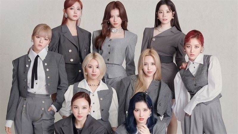 عضوات فرقة TWICE