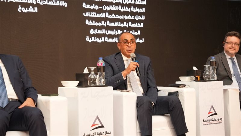 الدكتور هاني سري