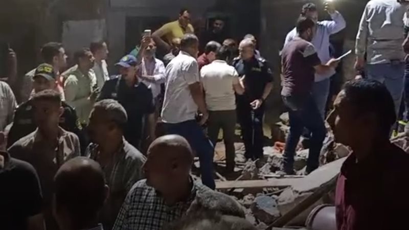 المنزل المنهار بأسيوط،