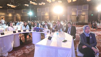 تنظيم جلسات حوارية حول 