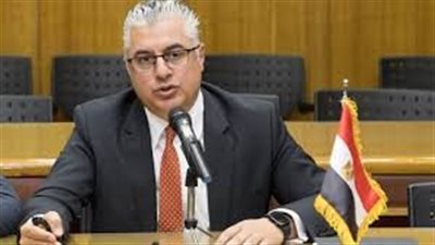 رئيس اقتصادية قناة السويس يلتقي وزير الطاقة البافاري وشركات ألمانية لبحث التعاون المشترك