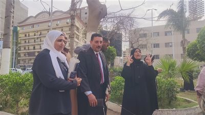 فرحة أسرة المجني عليه بإحالة أوراق المتهم بقتل نجلهم  للمفتي