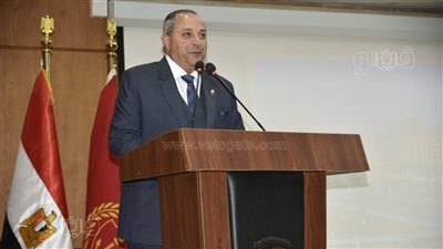 محافظ بورسعيد يشدد برفع درجة الاستعداد القصوى تحسبٱ للتقلبات الجوية غدا