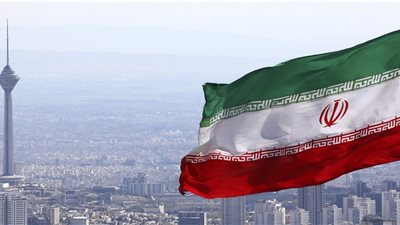 وزير حرب الاحتلال: لن نسمح لإيران بامتلاك أسلحة نووية