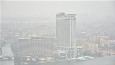 العاصفة الترابية تصل القاهرة، غيوم وأتربة (صور وفيديو)