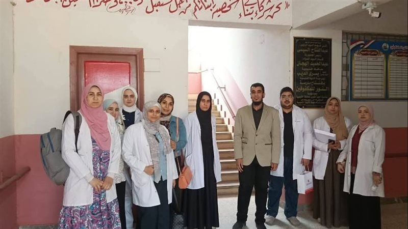 قافلة طبية لجامعة