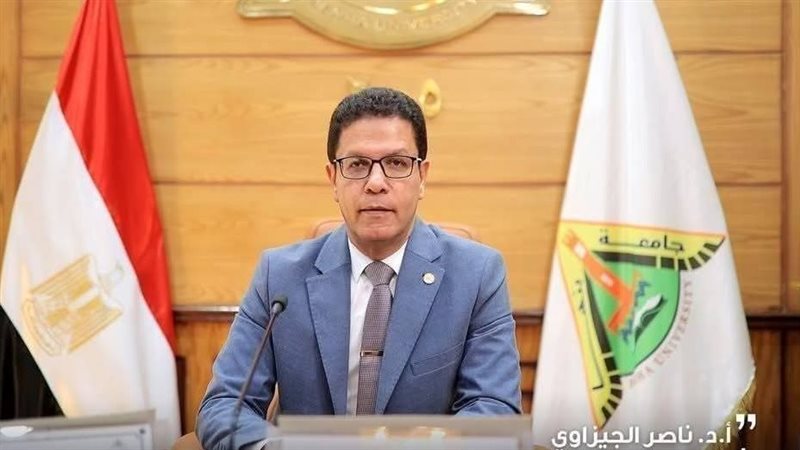رئيس جامعة بنها،