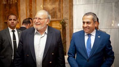 الملك أحمد فؤاد يزور العاصمة الإدارية الجديدة ويشيد بالتطور العمراني