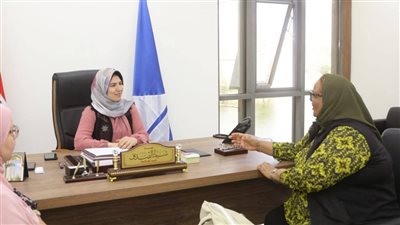 نائب محافظ دمياط تبحث مع 