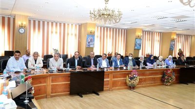 محافظ الشرقية يشدد على سرعة تنفيذ الخطة الاستثمارية وملف التصالح 