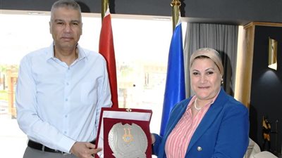 رئيسة الطفولة والأمومة تشهد فعاليات أنشطة مبادرة تمكين الفتيات 