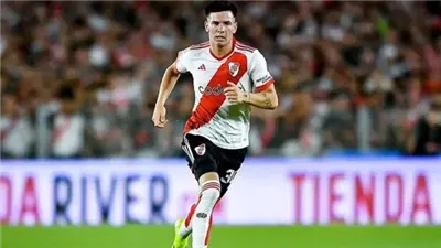 موهوب ريفر بليت يُفضل ريال مدريد على مانشستر يونايتد 