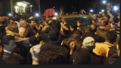 المئات من أهالي الفيوم يشيعون جنازة ضحية حريق خط الغاز ونجلها