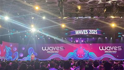 وزير الثقافة يصل مومباي للمشاركة في قمة WAVES العالمية