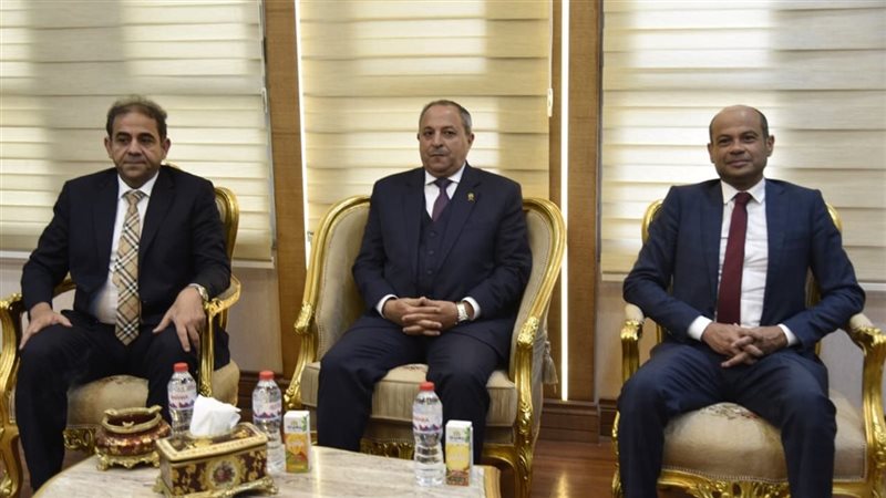 البورصة المصرية توقع