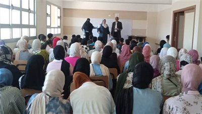 استمرار المراجعات النهائية المجانية لطلاب الإعدادية والثانوية بدمياط