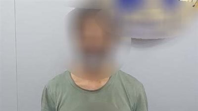 ضبط شخص تعدى بالضرب على نجلتيه بالوادي الجديد 