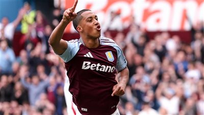 أستون فيلا يتقدم على فولهام بالشوط الأول في الدوري الإنجليزي (فيديو)