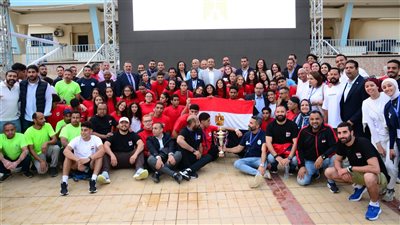 منتخب الناشئين للسباحة يحصد 30 ميدالية ويفوز بالبطولة الأفريقية بالقاهرة