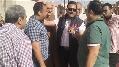 مساعد وزير الصحة يتفقد الأعمال الجارية بمستشفى جرجا العام