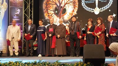 مادلين طبر تحصد جائزة الريادة السينمائية من مهرجان المركز الكاثوليكي 2025 (صور)