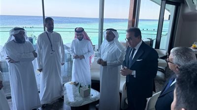 وزير الصحة: مليار شخص في العالم بحاجة إلى تنمية مهاراتهم بسبب الذكاء الاصطناعي بحلول 2030