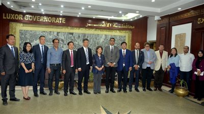 نائب محافظ الأقصر يستقبل وفدًا من مقاطعة تشجيانغ الصينية لبحث التعاون المشترك